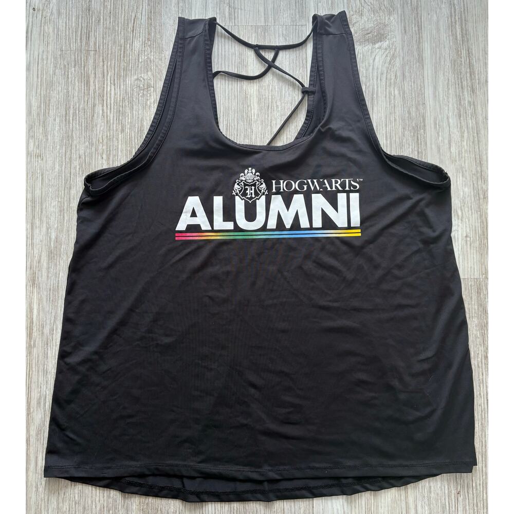 Harry Potter | Women’s Hogwarts Alumni Graphic Tank Top | XL